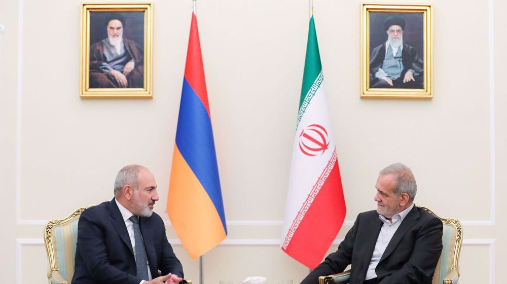 Foreign dignitaries meet with Pezeshkian on sidelines of swearing-in ceremony