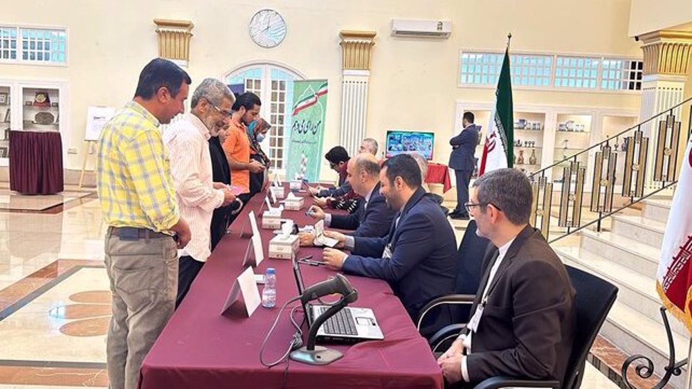 Tehran hails 'magnificent' turnout of Iranians overseas in runoff