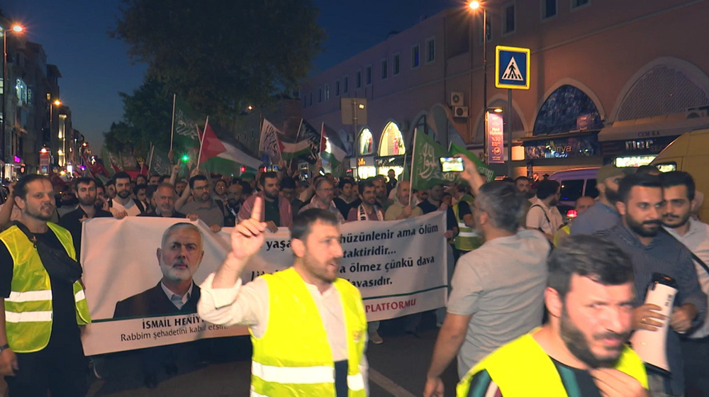 Turks hold mass prayer for assassinated Hamas political chief Ismail Haniyeh