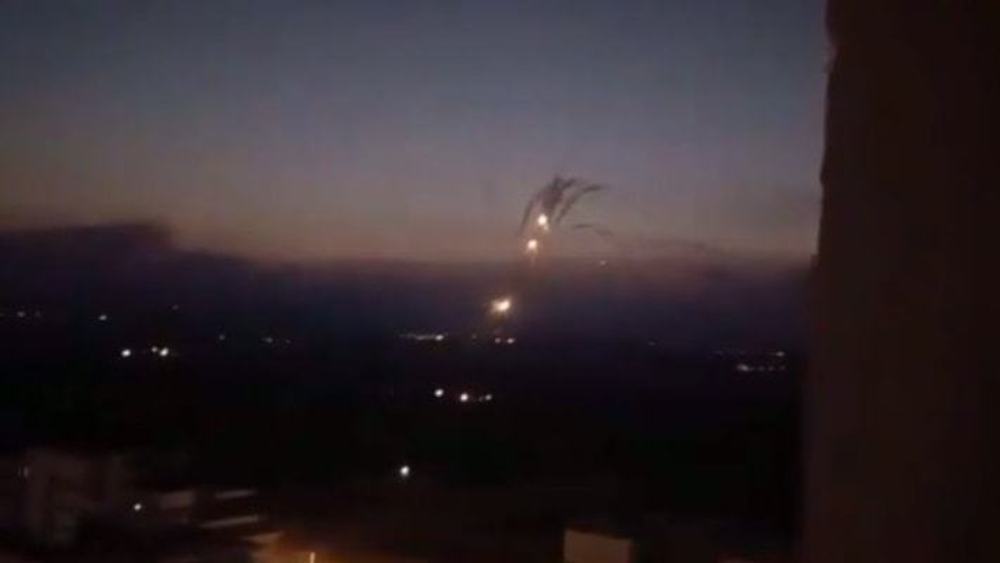 Salve de roquettes et de drones sur Israël: le Hezbollah riposte à l'assassinat de Shukr