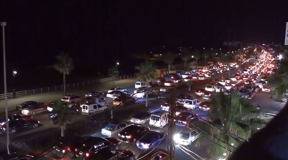 1000s evacuate to Beirut amid intense Israeli airstrikes on Lebanon