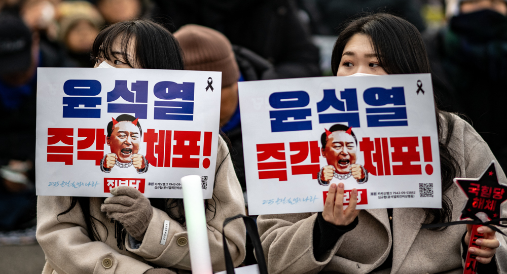 South Koreans protest in snow as Yoon’s arrest deadline nears