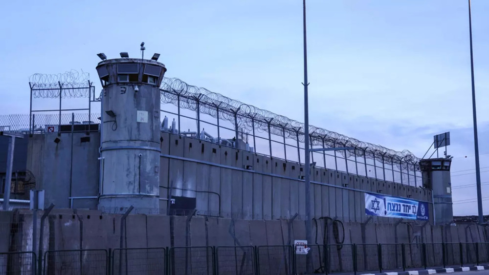 At least 10,400 Palestinians held in Israeli prisons: Report