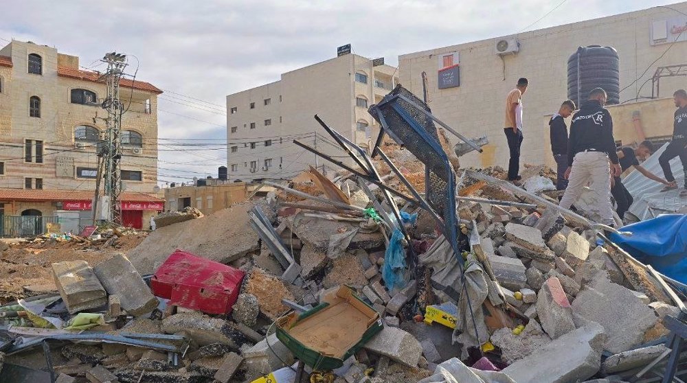 Two Israeli soldiers injured in West Bank raid; Hamas lauds Palestinian resistance