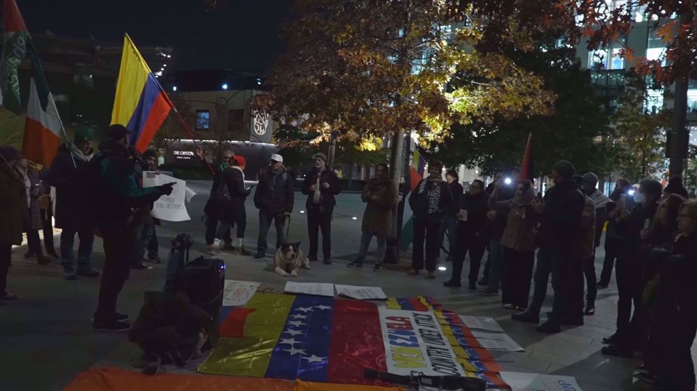 Colombian, Venezuelan expats in the UK protest against US imperialism