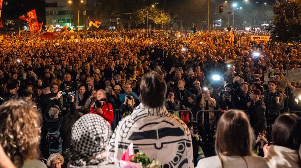 Serbs flock to Novi Sad to commemorate railway station tragedy