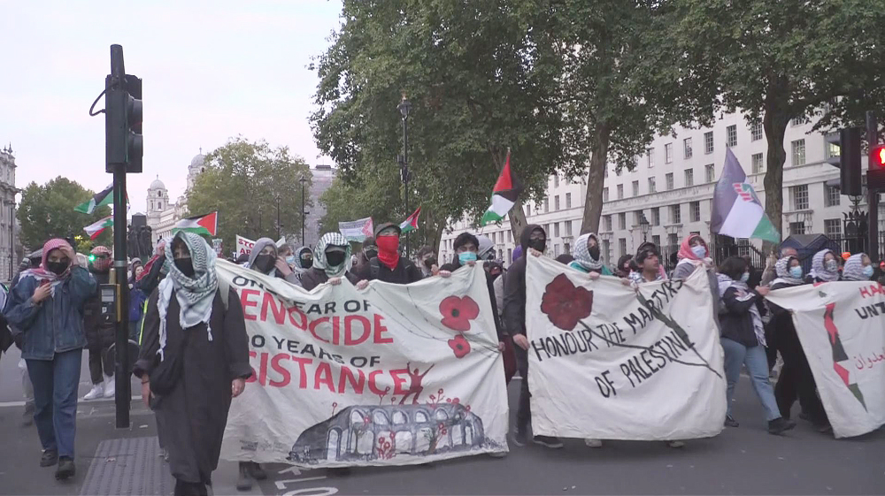 Protesters gather at UK prime minister’s office, demanding govt. sanctions on Israel