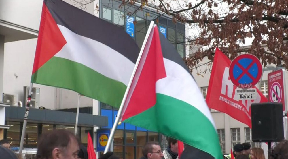 Palestinian journalist Mustafa Ayyash to be extradited from Netherlands to Austria