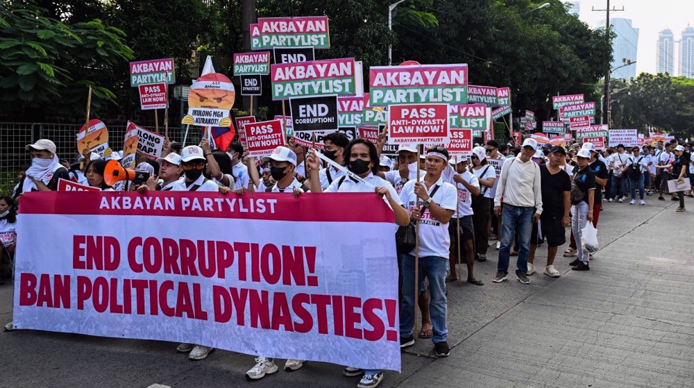 Thousands protest in Philippines against flood control fraud
