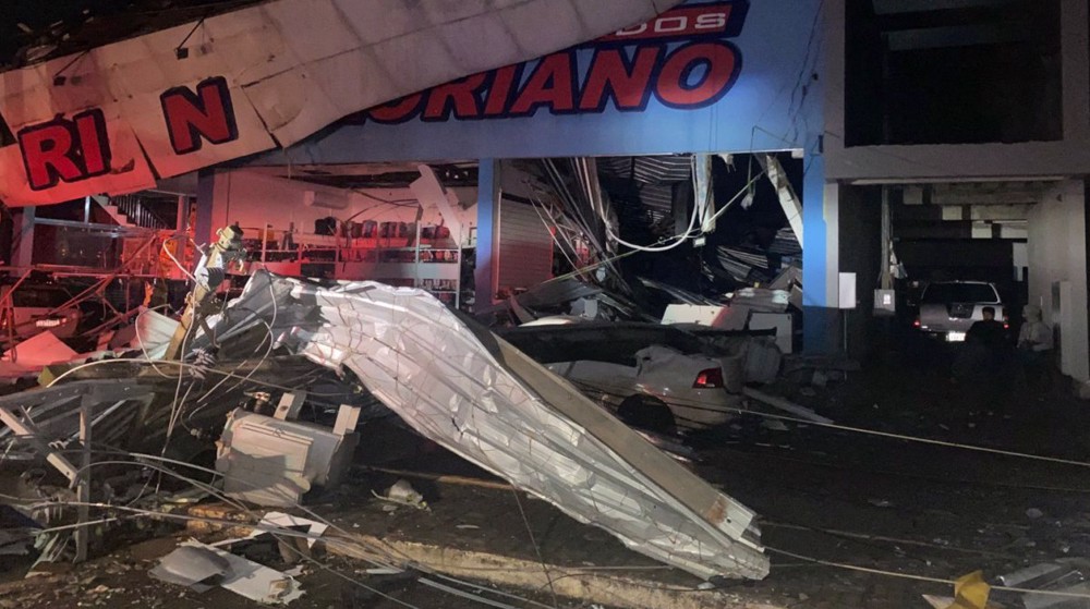 Tornado kills five, injures more than 400 in Brazil