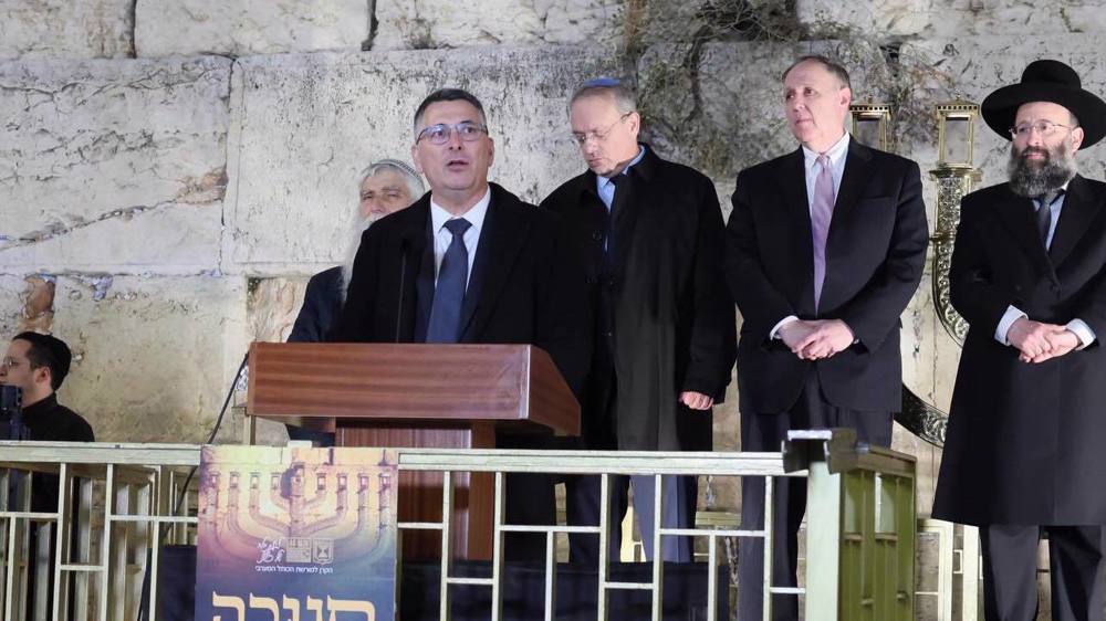 Israel calls on Jews in West to move to occupied territories amid reverse immigration