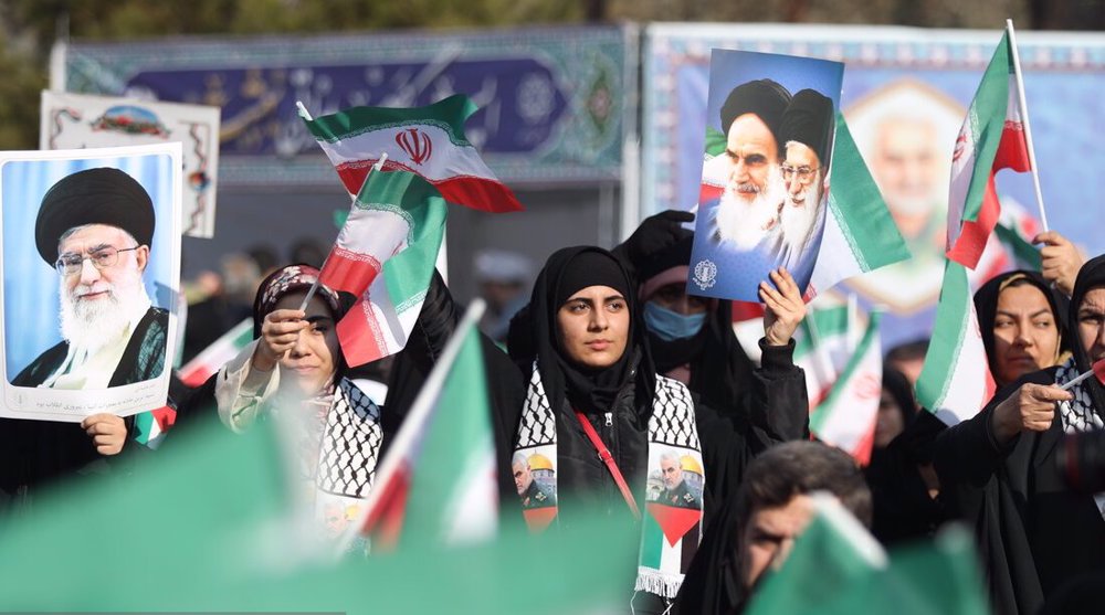 The Islamic Revolution: Roots of revolution
