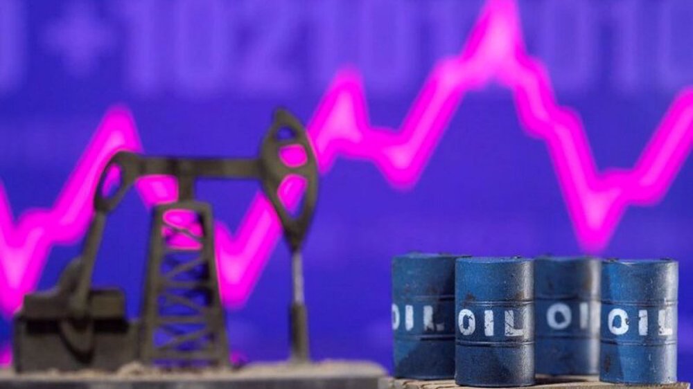 Oil prices climb despite trade war concerns