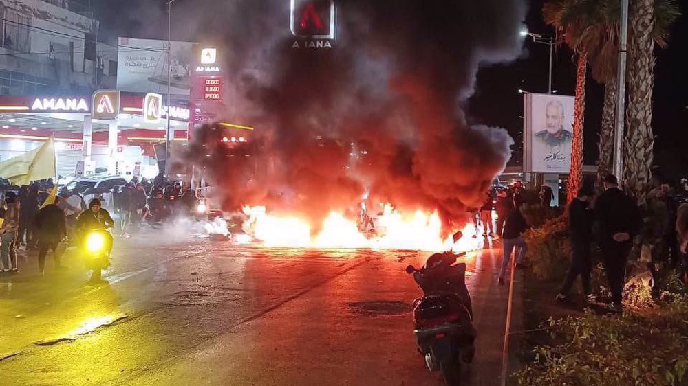 Les Libanais en colère après l'interdiction des vols Téhéran-Beyrouth