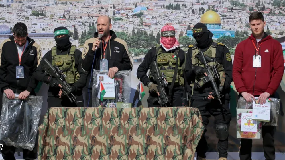 Hamas releases 3 Israeli captives for 369 Palestinian prisoners 