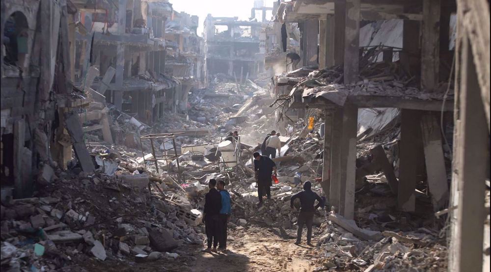 Gazans return to cities devastated by Israel 