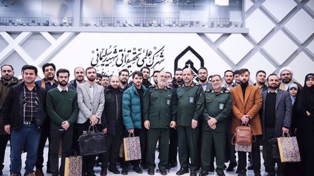 IRGC commander visits science and technology park in Tehran