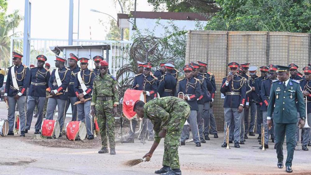 France hands back sole military base in Ivory Coast