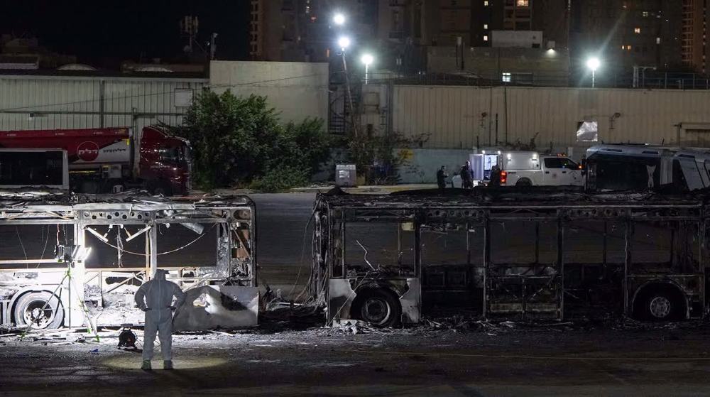 Plusieurs explosions de bus secouent Tel-Aviv