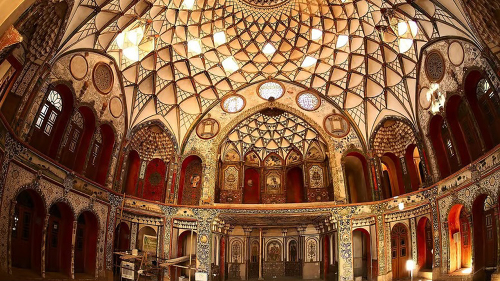 An insider's view of the country: Kashan City