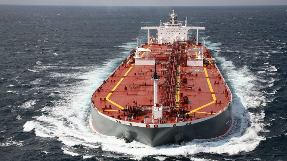 Iran breaks 10-year record in oil exports: Minister