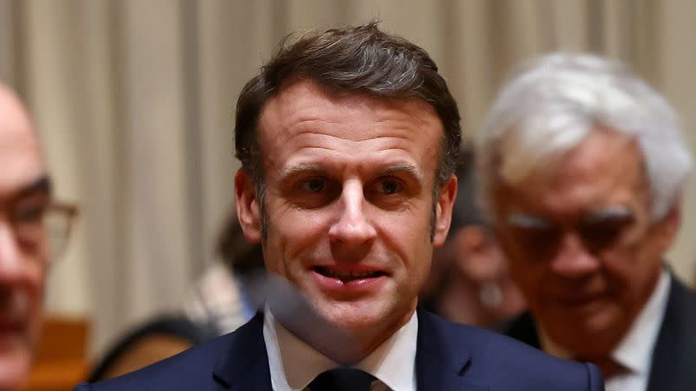 Kremlin: Macron talks of contacting Putin, but no real steps taken