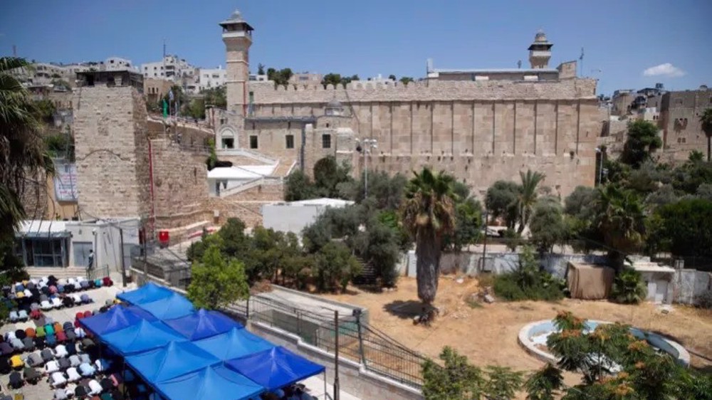 'Occupation's religious war': Hamas slams Israeli restrictions at al-Aqsa, Ibrahimi mosques