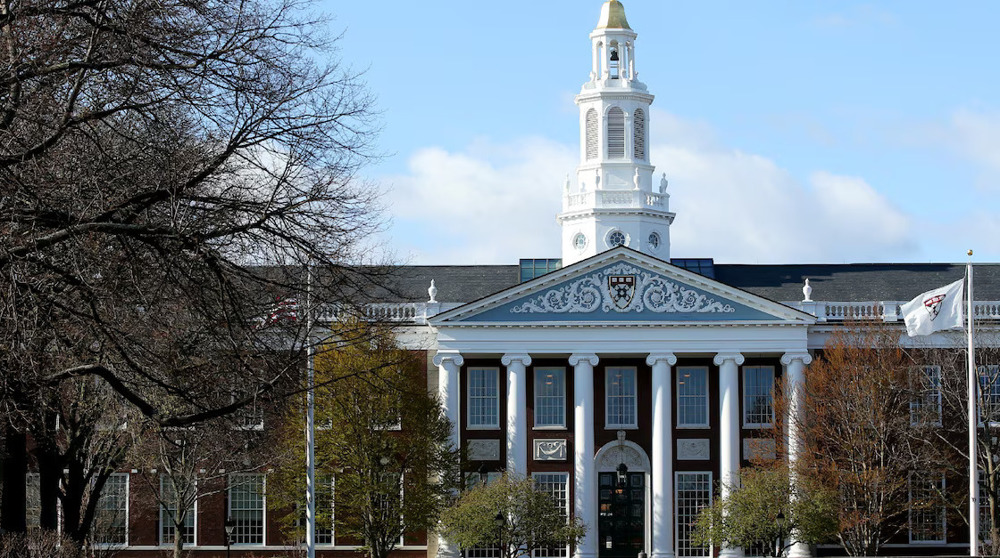 Trump menace Harvard de supprimer son exonération fiscale