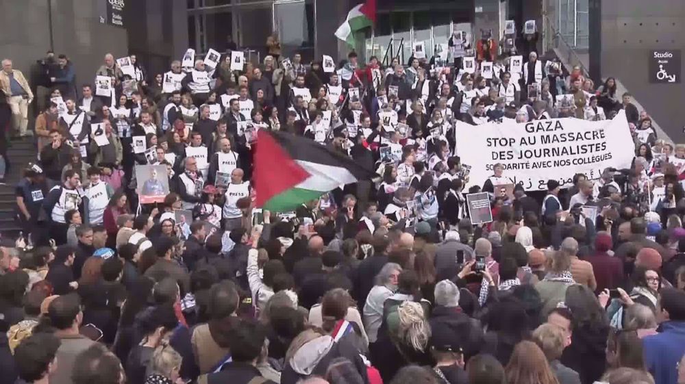 Paris rally condemns Israel, decries killing of Palestinian journalists 