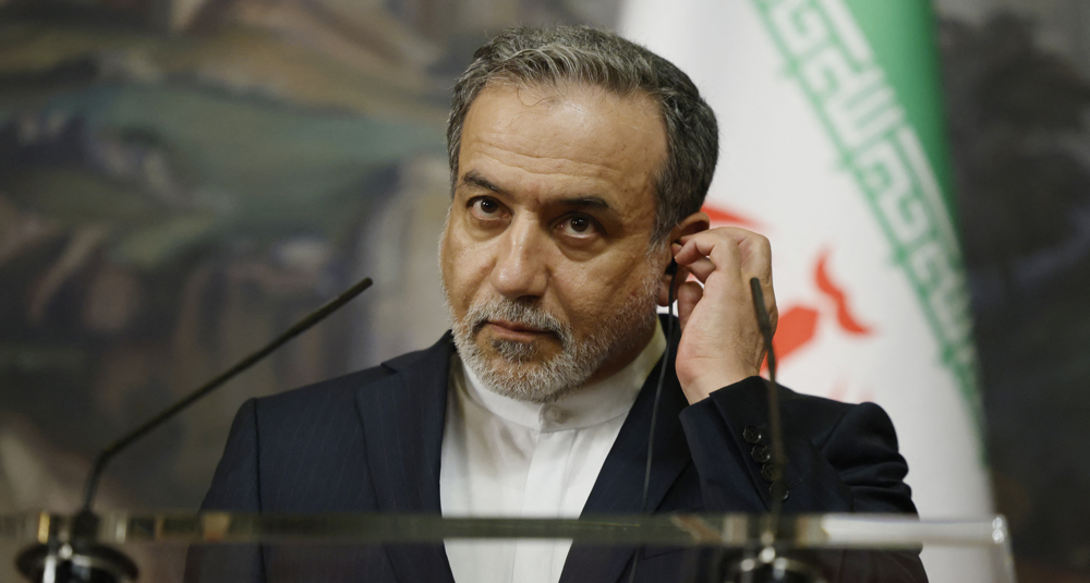 Araghchi holds talks with counterparts as more countries support indirect Iran-US talks