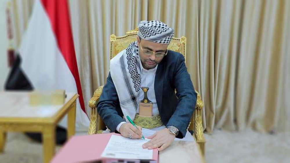 Yemen's president orders nationwide ban on all US products