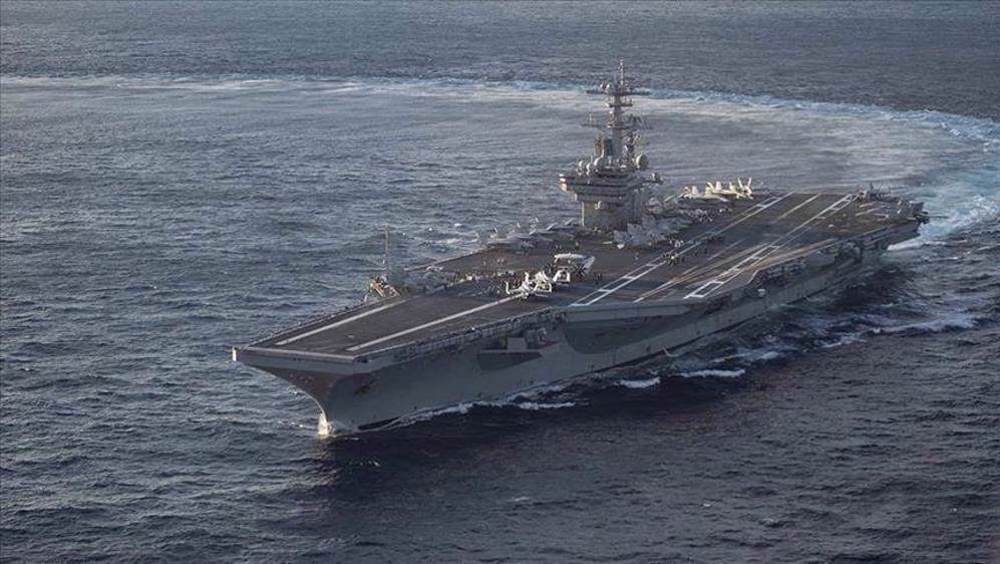 US Navy fighter jet falls into sea as aircraft carrier tries to evade Yemeni attack