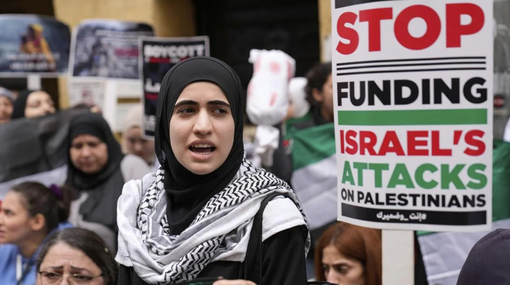 Lebanese students protest to show solidarity with Palestinians in Gaza 