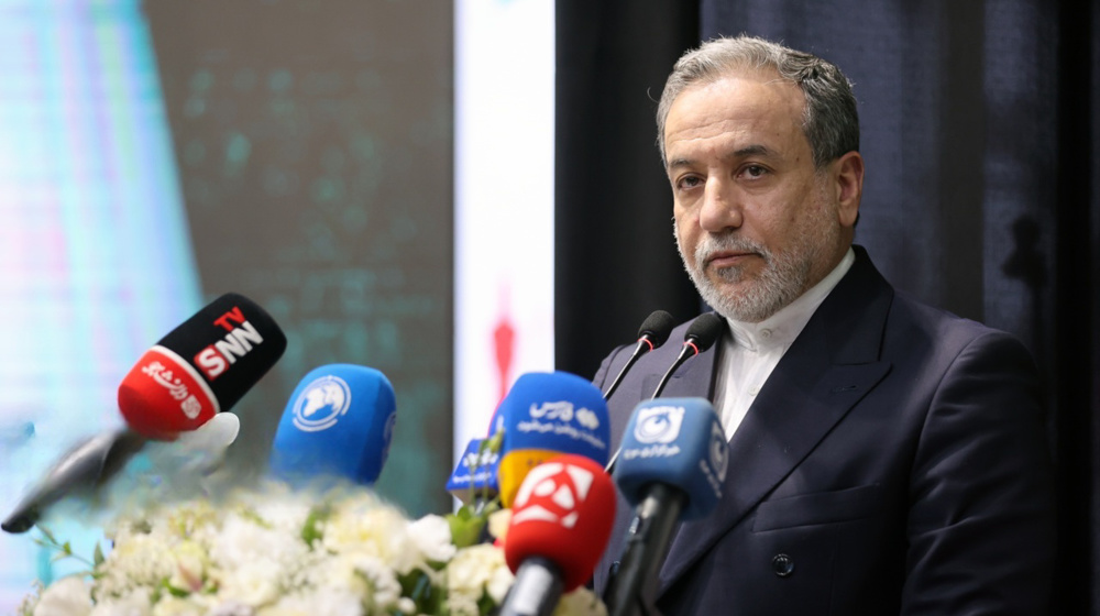 FM: Iran reestablishing ties with Bahrain and Egypt