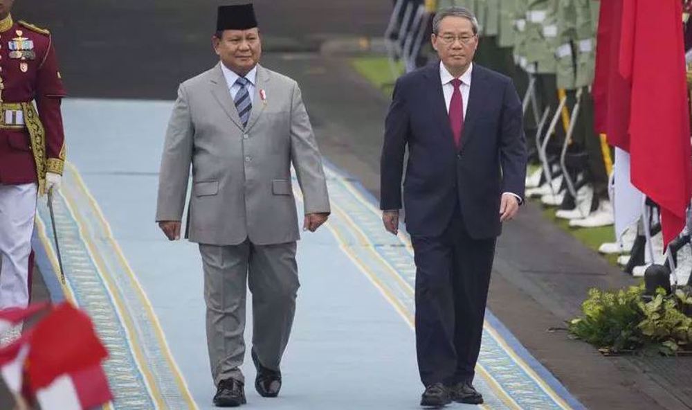 ASEAN leaders discuss expanding trade, slam US 'imperialism' 