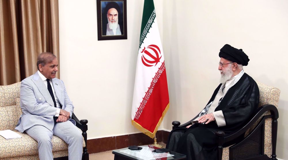 Iran, Pakistan must take joint action to stop Israel’s crimes in Gaza: Leader 