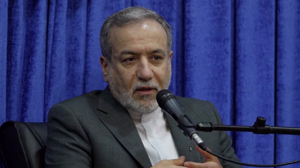 Iran’s nuclear issue proceeding on principle of ‘renouncing domination’: Araghchi