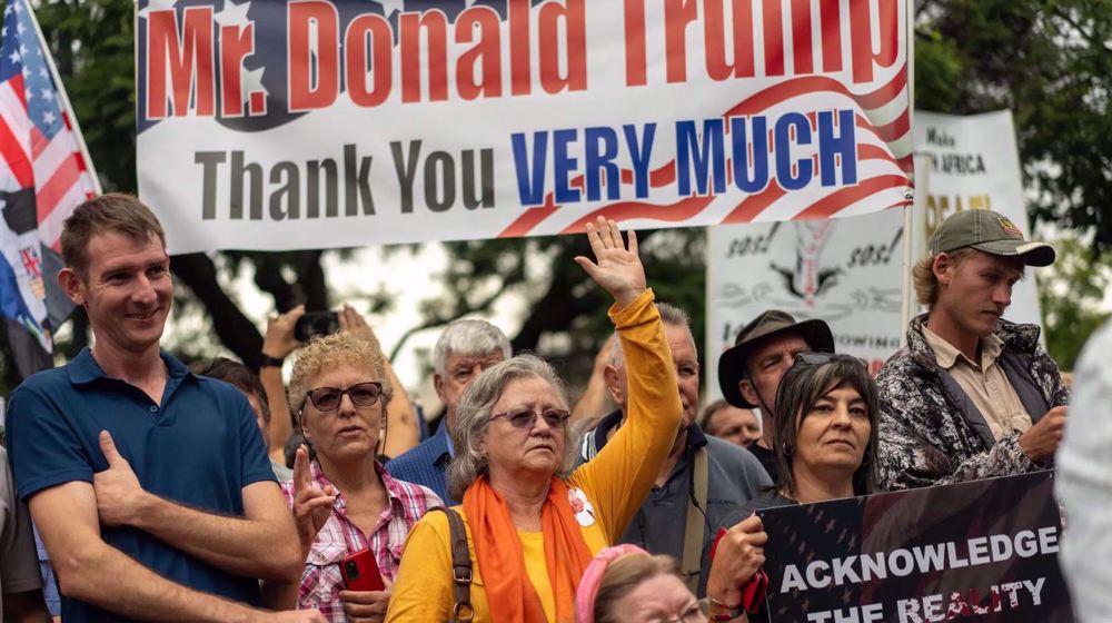 US to resettle white refugees from South Africa while expelling others