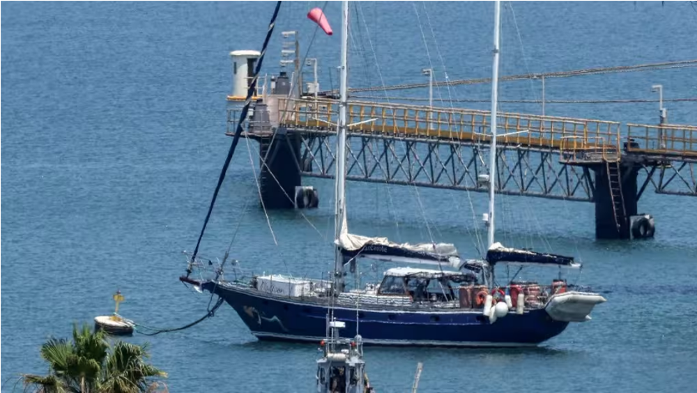 Madleen intercepté : deux militants en grève de la faim 