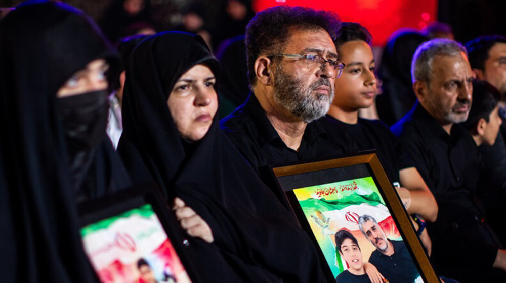Tehran honors martyrs of Israeli aggression through art