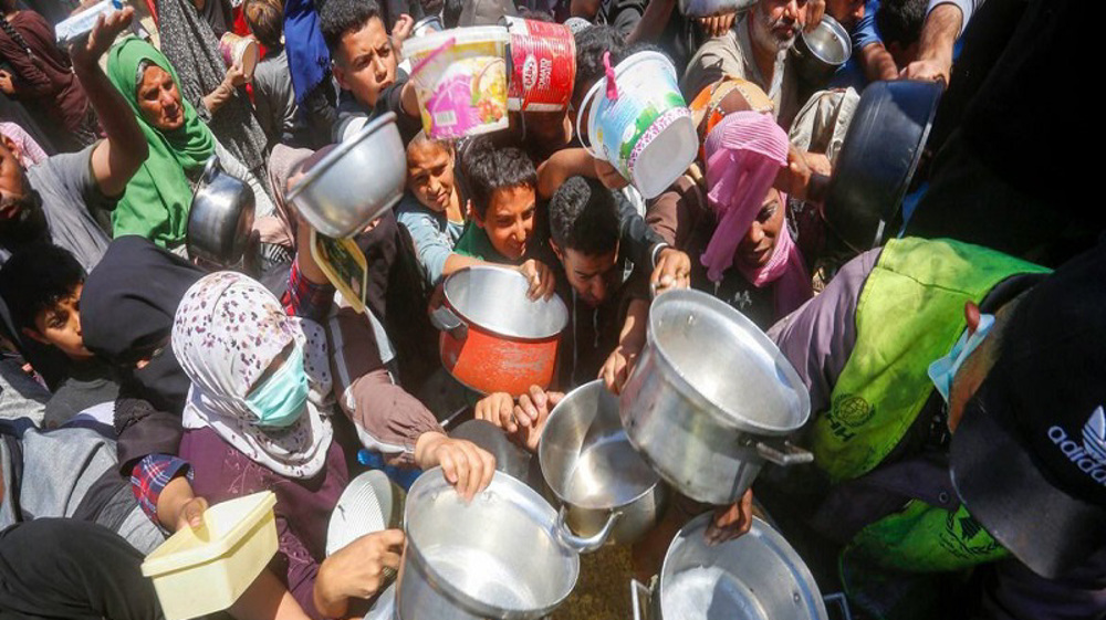 Parisians decry Gaza hunger weaponization 