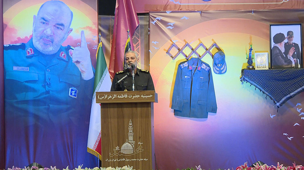 Iranians honor martyred IRGC chief commander