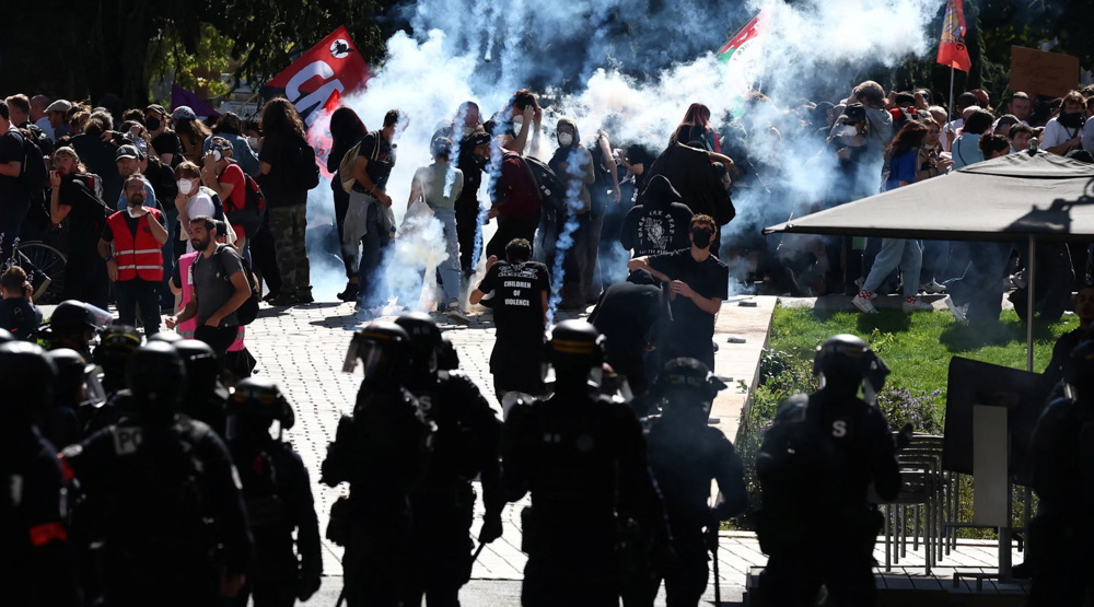 Nationwide protests against Macron’s austerity paralyze France for 2nd day