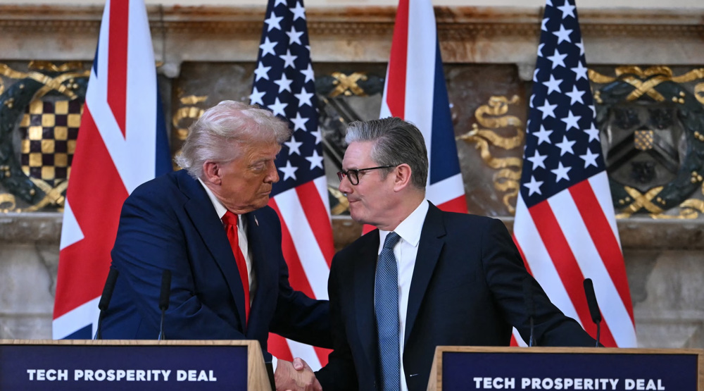 Saying 'let down' by Putin, Trump seals $780mn arms deal with Poland