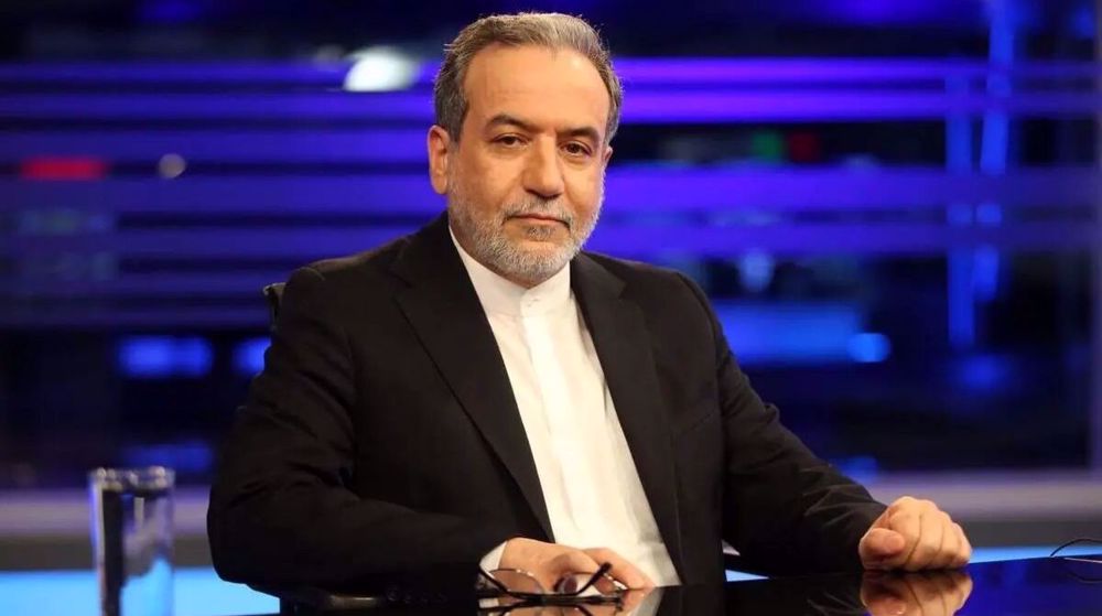 Araghchi: Mossad terrorists attacking police officers in Iran