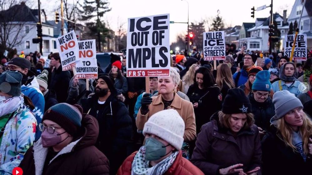 Protests sweep US as Trump administration defends ICE agent in fatal shooting 