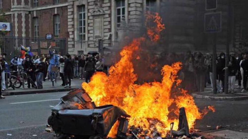 France: les protestations des lycéens s’étendent désormais aux universités