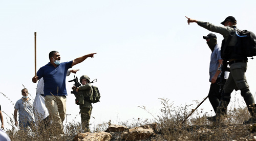 Israeli settlers abduct 7 Palestinians in assaults against West Bank farmers