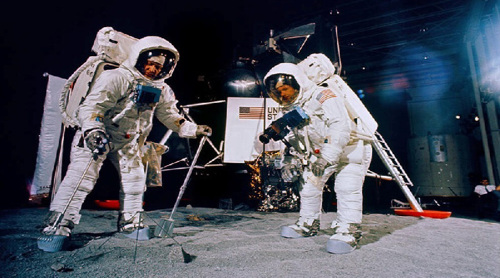The moon landing: Science, propaganda and the Cold War