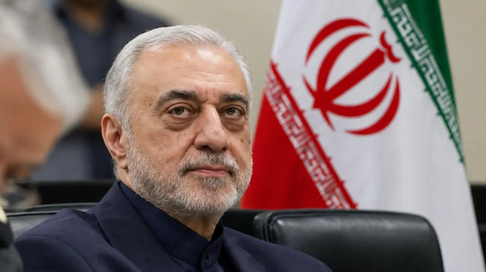 Iran: Mehrdad Akhlaghi obtient la confiance du Parlement pour diriger la Défense